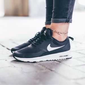 Nike Women’s Air Max Thea